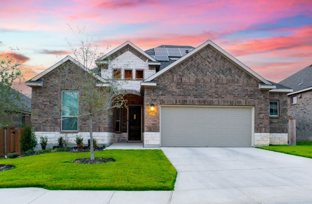 Texas Homeowners Insurance - Texas house at sunset