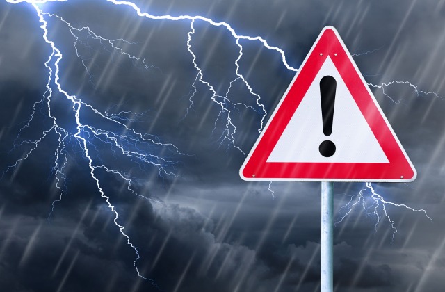 Thunderstorm with severe weather warning - Safety Tips for Businesses